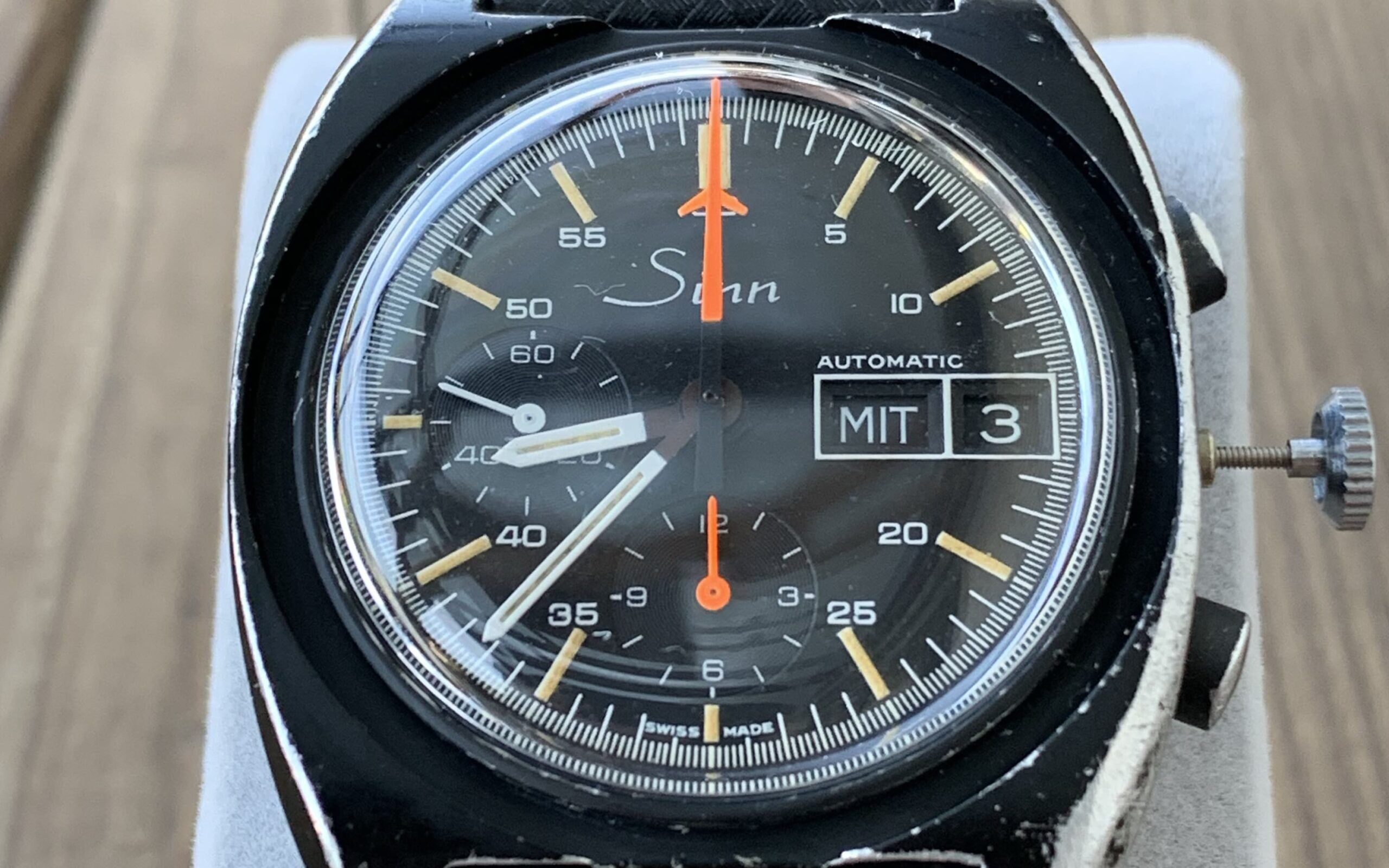 Sinn 143 mit Lemania 5100 Werk